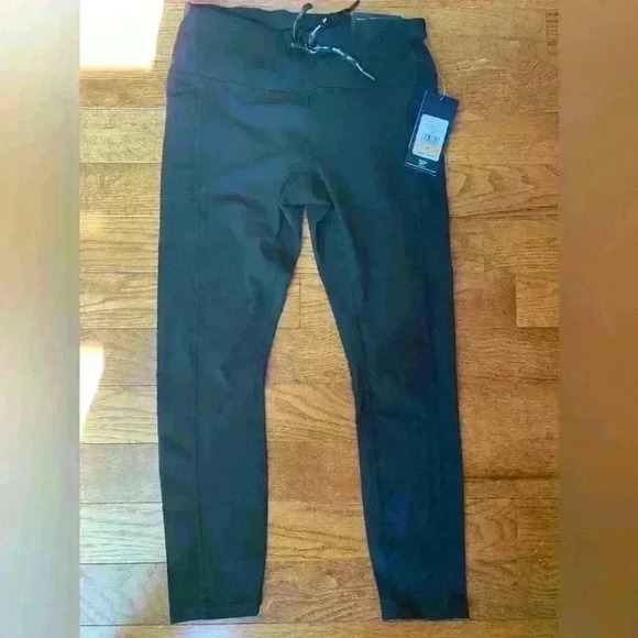 NWT Reebok 7/8 Legging SZ M